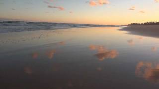 preview picture of video 'Pôr do sol Praia de Guarajuba'