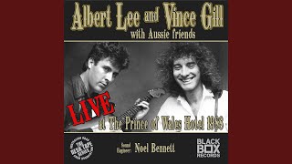 Everybody's Sweetheart (LIVE at the Prince of Wales Hotel 1988)