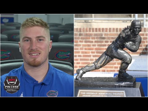 凱爾-特拉斯克談到了海斯曼的希望和他作為佛羅里達州鱷魚隊四分衛的突破性賽季的歷程。 (Kyle Trask talks Heisman hopes and his journey to a breakout season as the QB for the Florida Gators)