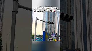 Download lagu KELUAR MALL ADA LAMPU LALU LINTAS 🚦?! #trafficlight #lampumerah #lampulalulintas #apill #scbd #atcs mp3