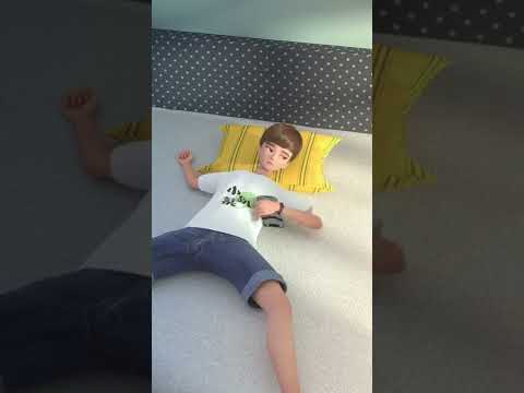 Boys get up VS girls get up, is it the same for you? | Leer and Guoguo #xanimeshorts