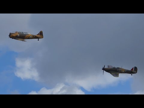 Hawker Hurricane Mk.I VZ497 & North American T-6H Harvard Mk.IV AJ841 - East Kirby 02/08/2025