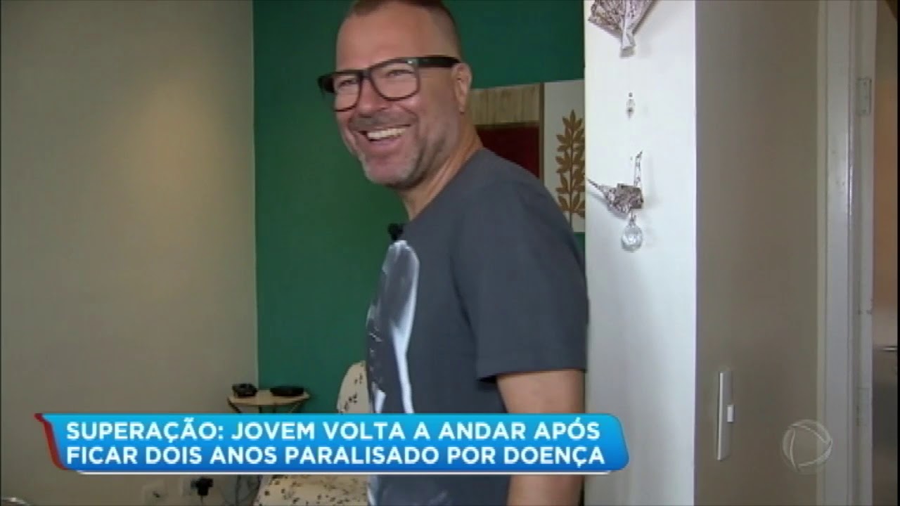 Homem volta a andar após ficar dois anos paralisado por causa de doença