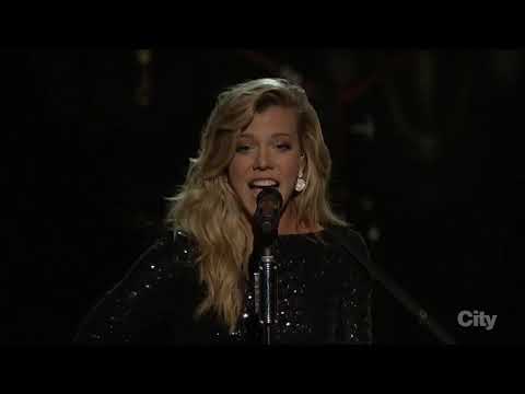 The Band Perry - Gentle On My Mind (Live)