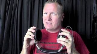 Comparing the Shure SRH750DJ and SRH550DJ Headphones Review Video