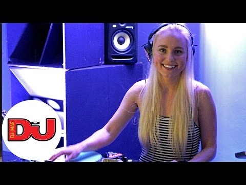 Miller SoundClash Presents: FeelGoodSmalls Live DJ Set