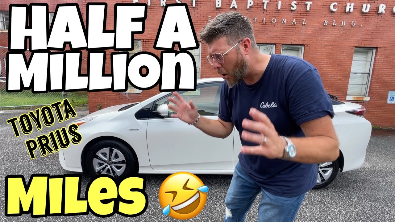 This 500,000 Mile Toyota Prius Is Probably Cleaner Than Your 30,000 Mile Car 😂