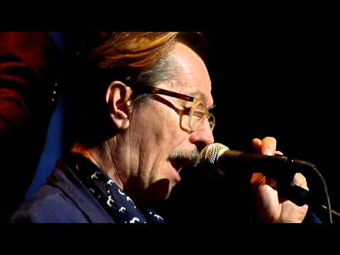 download lagu mp3 mp4 Golden Globe Turnip, download lagu Golden Globe Turnip gratis, unduh video klip Golden Globe Turnip