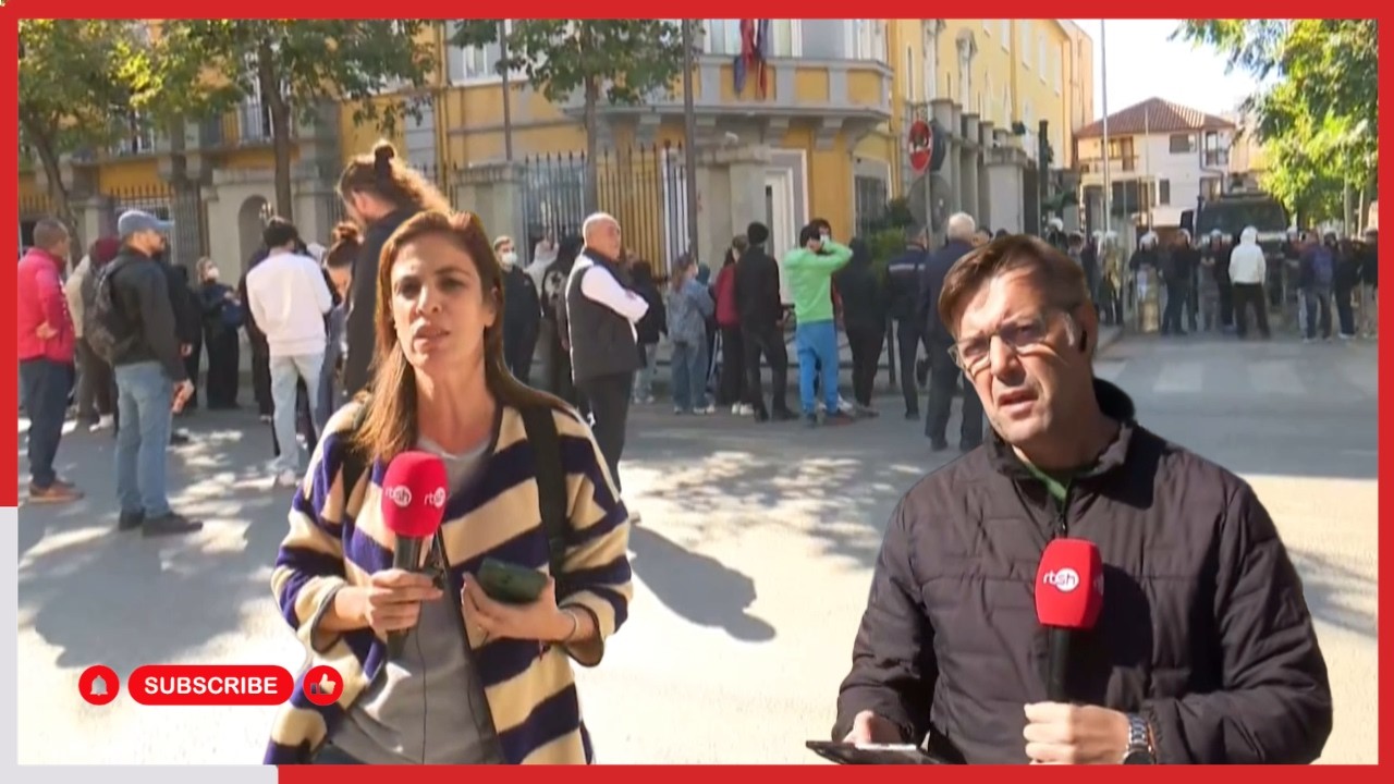 Protestuesit mblidhen në ditën e pestë para Ministrisë së Arsimit