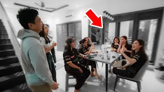 Rumah Tetangga Saya Isinya Cewek Semua..