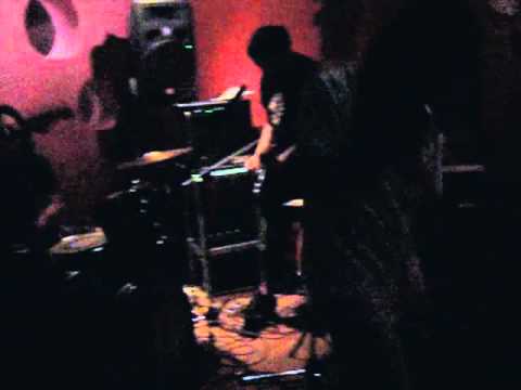 Raiz ancestral, Solo sagrado