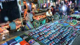 preview picture of video 'Mercado nocturno de Luang Prabang'