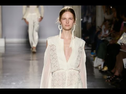 LES COPAINS Spring 2019 Milan - Fashion Channel