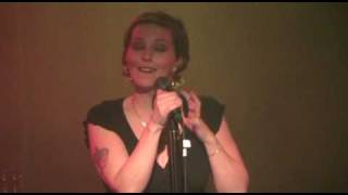 Anneke en Agua de Annique- Ironic