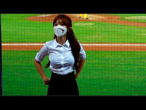 20220629上班族趴 青埔棒球場 樂天 rakuten girls 倪暄(eli)《獨一無二 緊緻白襯衫的倪想同事》