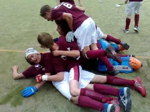 MHC Roden jongens B1 bultje kampioenen