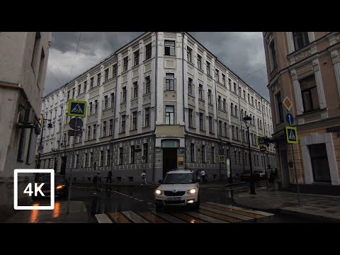 Rainy Walk in Moscow - Binaural City Sounds, 4k