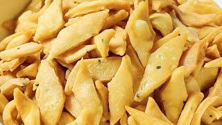বেকারি স্টাইলে মুচমুচে নিমকি