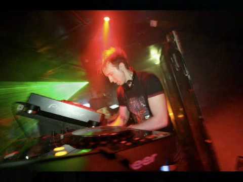 Executive Records 020 - Haze & S3RL - Street Fighter