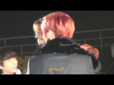 [Fancam] 121214 BEAST Melon music awards Junhyung Hyunseung focus