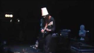 Buckethead Jordan (shreds the guitar) Fingers on Fire