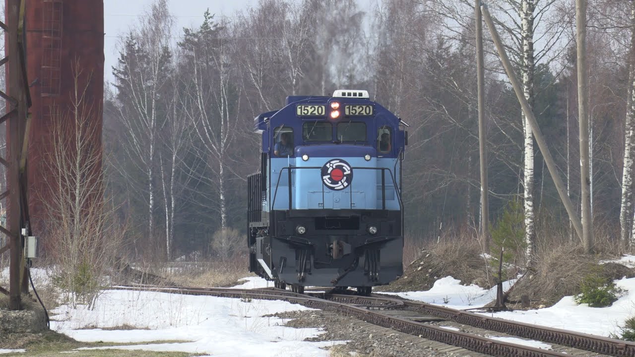 Тепловоз C36-7i-1520 на ст. Тамсалу / C36-7i-1520 at Tamsalu station