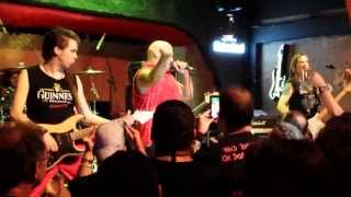 Blaze Bayley - Man on the Edge (live in Bolshoi Pub, Goiânia/GO - Brasil)