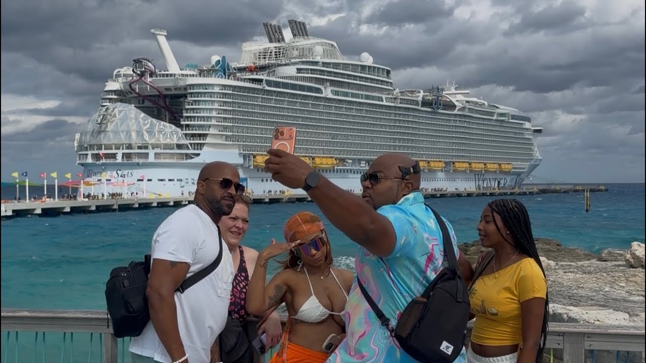 Bethany and Larry explore Royal Caribbean’s private Island with Brooke, Purnell and Jade! 