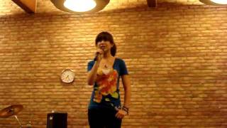 Zoe sings "Me and Bobby McGee"