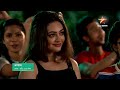 পরিচয়ের দোটানায় কম্পাস কম্পাস সোম �