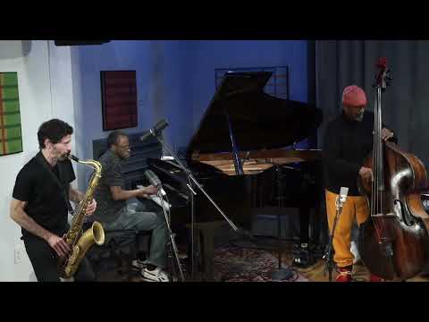 Stephen Gauci/Matt Shipp/William Parker/Francisco Mela, Live at Scholes Street Studio, clip 4