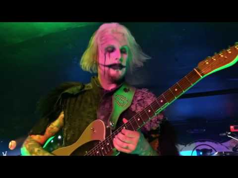 john 5 (Blue Grass Plague) live at the Token Lounge 2016 tour