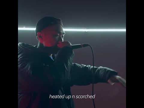 음악하랬더니 현대미술하고있음