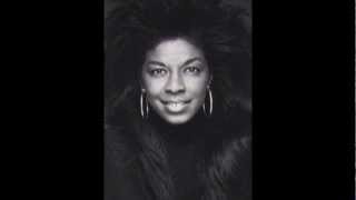 #nowplaying Natalie Cole - Gonna Make You Mine