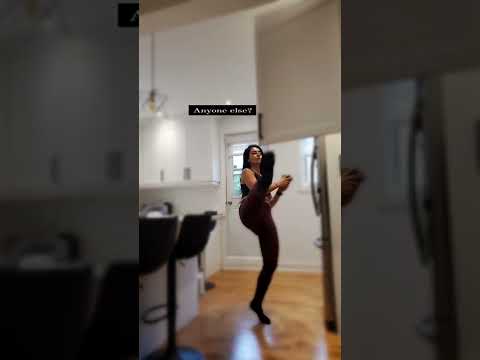 Anyone else?🤣 for more fitness & nutrition advice follow @doctor.rosi on instagram #wellness #health