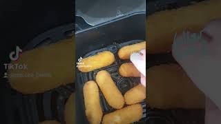 crocchè surgelati nella FRIGGITRICE AD ARIA