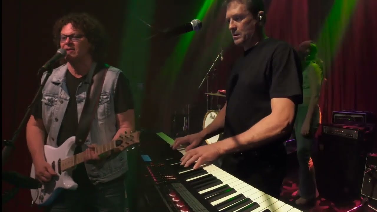 Rich Girl  - The Classic 70's Show