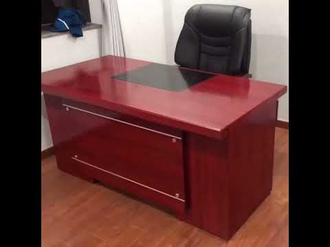 Bàn Giám Đốc 1m6 Sơn PU Có Hộc - BGĐ12