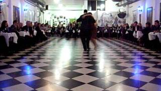Video thumbnail for Roberto Zuccarino y Jessica Arfenoni - milonga