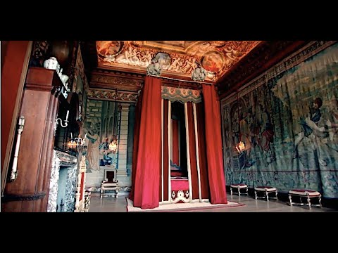 Tales of Royal Bedchambers.  Dr. Lucy Worsley.  Subtitles: ENG – ESP.