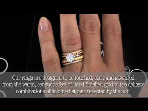 download lagu mp3 mp4 Anoushka Jewellry, download lagu Anoushka Jewellry gratis, unduh video klip Anoushka Jewellry