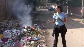 preview picture of video 'Garbage in India'