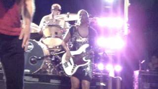 The B-52's - Love In The Year 3000 / Hot Corner | Citibank Hall - RJ (17/04/2009) |
