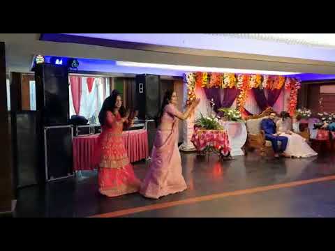 Kikkaran de phull || Punjabi Wedding dance performance || Giddha || Neeru Bajwa ||Munda hee Chahida