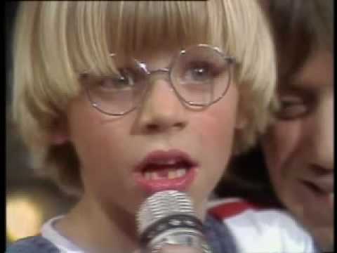download lagu mp3 mp4 Rolf Und Seine Freunde, download lagu Rolf Und Seine Freunde gratis, unduh video klip Rolf Und Seine Freunde