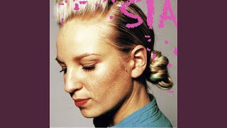Sia - I&#39;m Not Important to You (Lyrics)
