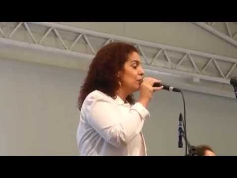 Fernanda Cunha Trio [Música no MCB] (3/2014) 2