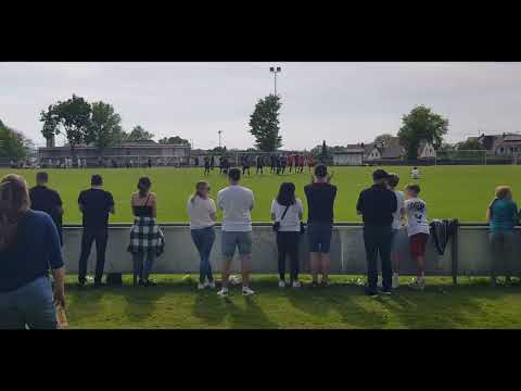Siegesfeier FC Durlangen 1947-Fans nach dem Sieg beim TV Straßdorf am 21.05.2023