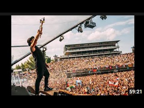 Post Malone vs deadmau5 vs Francesco Zeta & Lacer - I Fall Apart Strobe vs This Is Classic (Mashup)