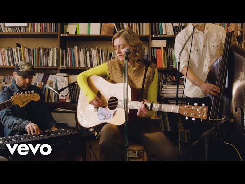 Ellen Krauss - Cherry On Top (Acoustic)